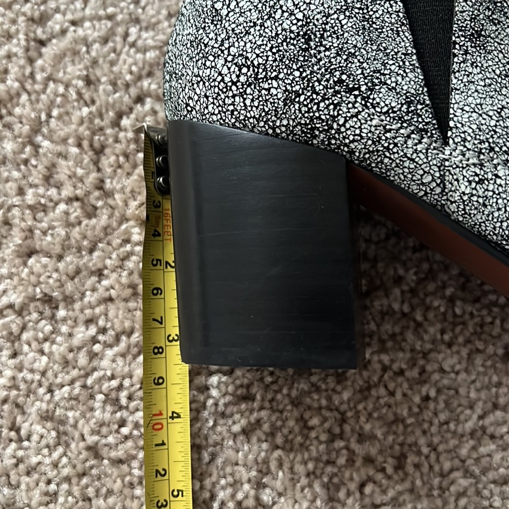 Report Signature Toby booties! - Picture 8 of 8